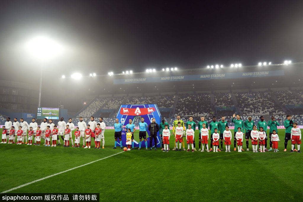 意甲第十四轮：萨索洛3-1逆转佛罗伦萨，紫百合陷入困境